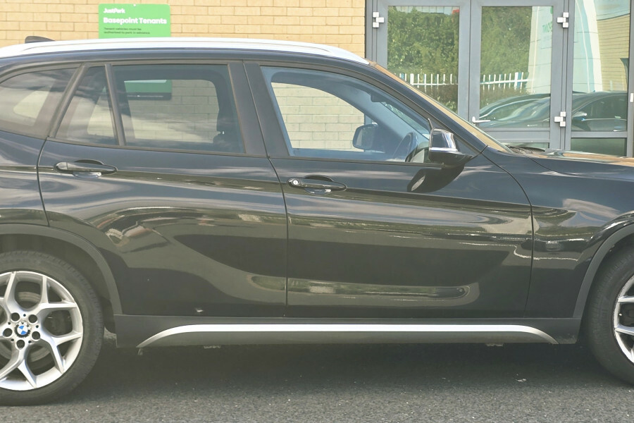 BMW X1 Mpv Black #5