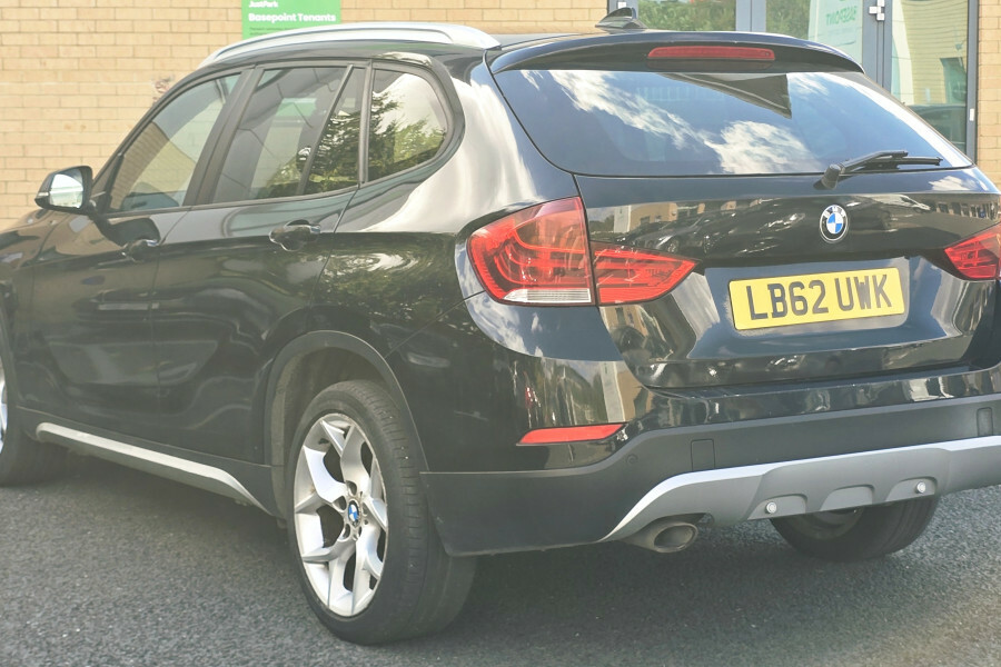 BMW X1 Mpv Black #4