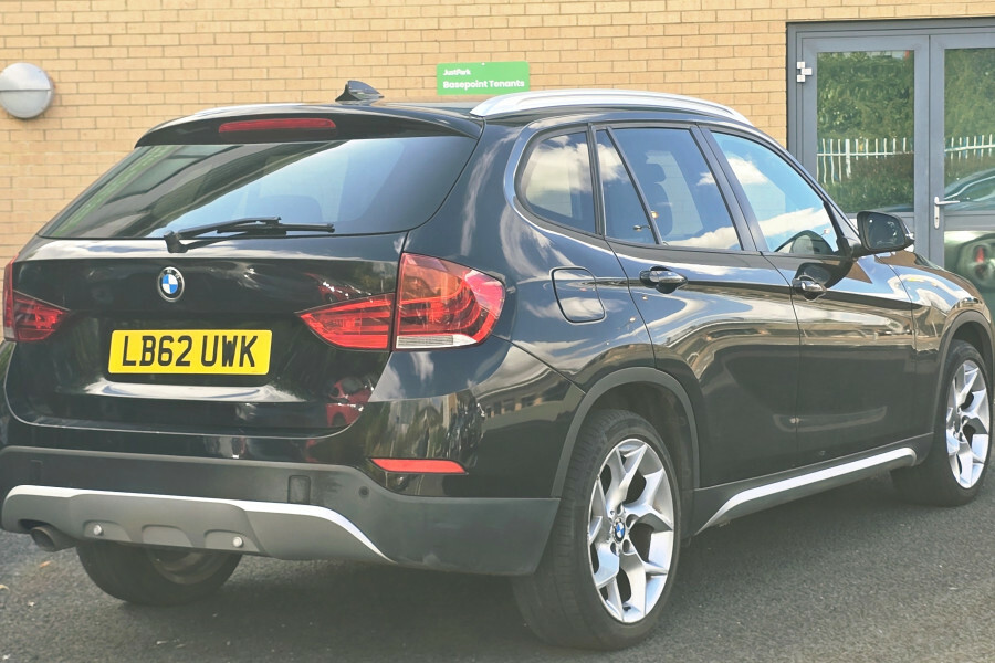 BMW X1 Mpv Black #3