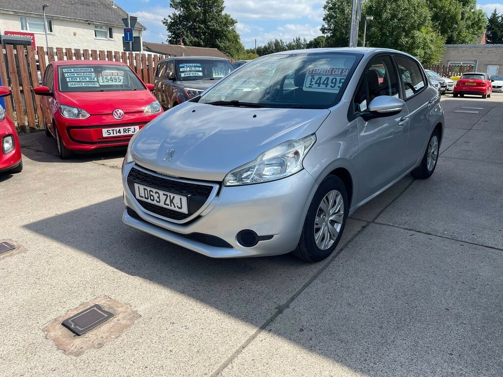 Peugeot 208 Hatchback 1.4 Hdi Access Euro 5 201319 LD63ZKJ Silver #3