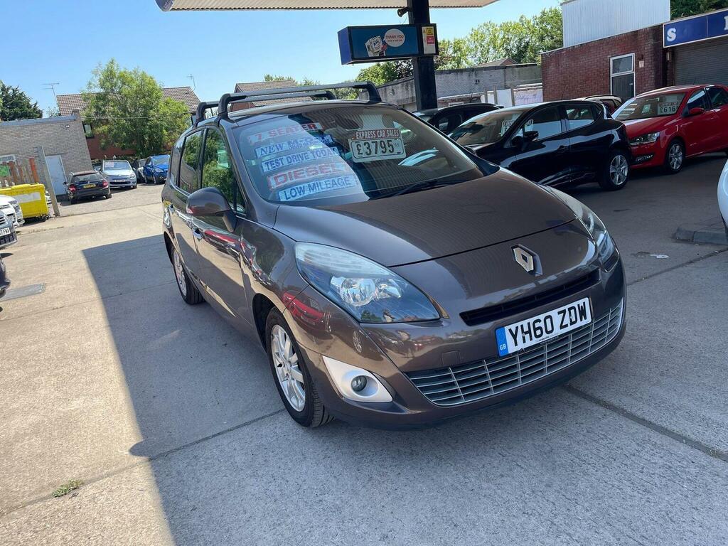 Renault Grand Scenic Mpv 1.5 Dci Privilege Tomtom Euro 5 201060 Brown