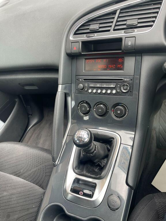 Peugeot 3008 Sport Grey #4
