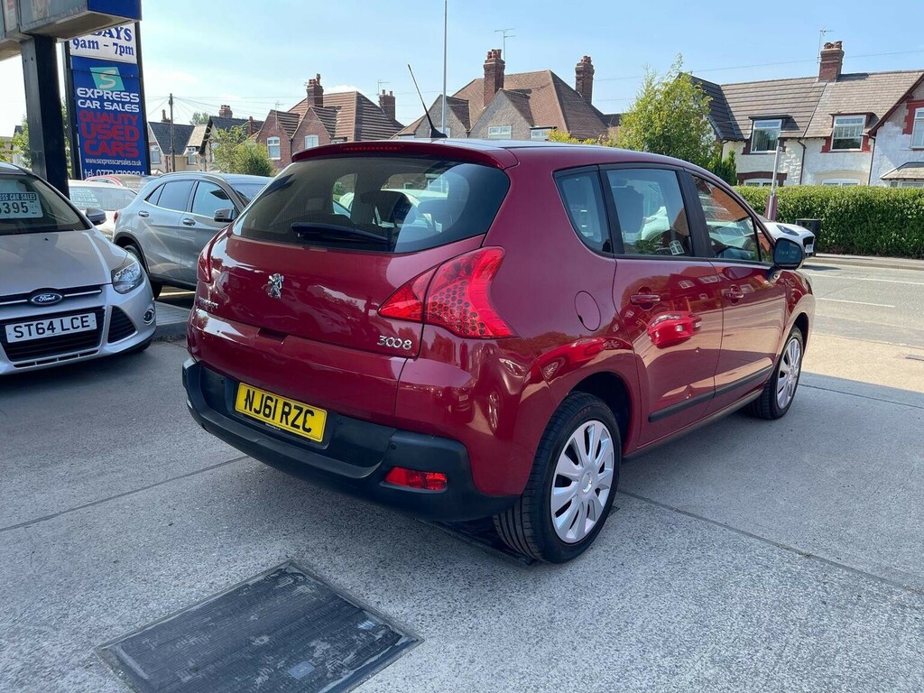 Peugeot 3008 Suv 1.6 Hdi Active Euro 5 201161 Red #2
