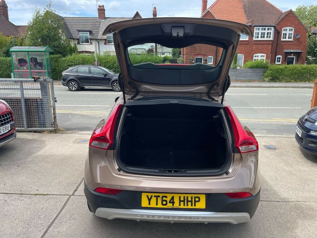 Volvo V40 Cross Country Hatchback 1.6 D2 Lux Powershift Euro 5 Ss Black #13