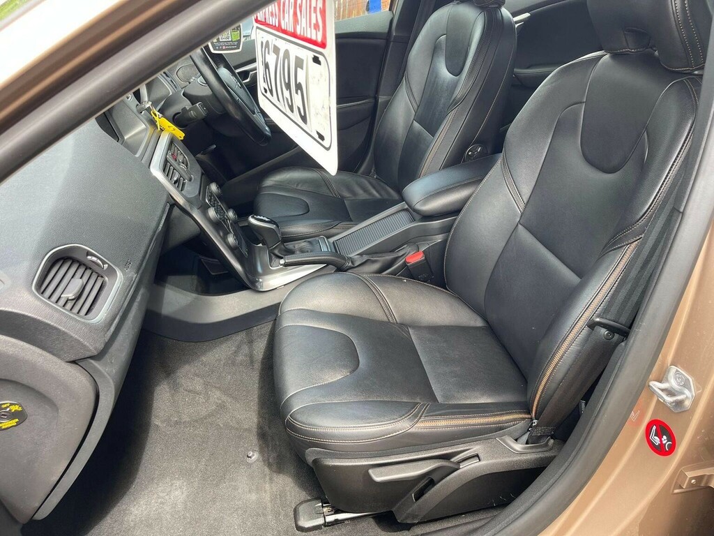 Volvo V40 Cross Country Hatchback 1.6 D2 Lux Powershift Euro 5 Ss Black #19