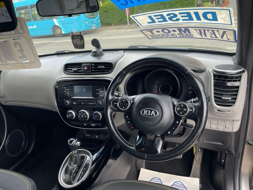Kia Soul 1.6 Gdi Urban Black #10