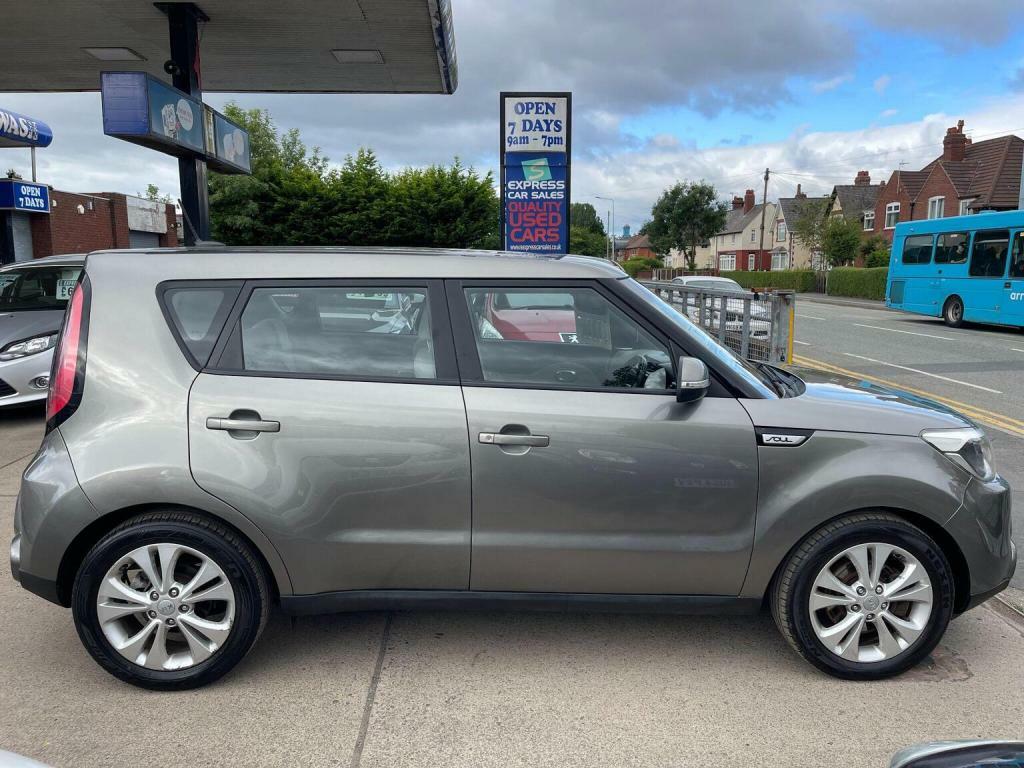 Kia Soul 1.6 Gdi Urban Black #26