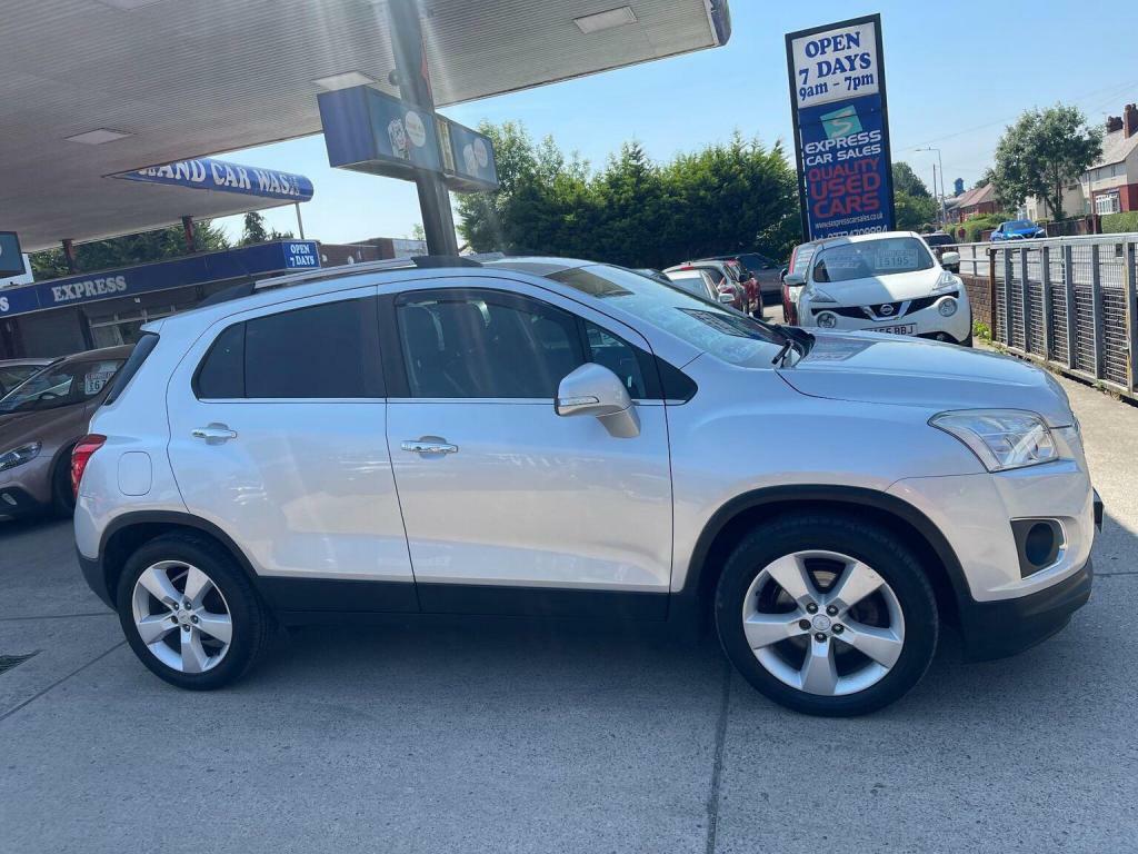 Chevrolet Trax Ls Blue #25