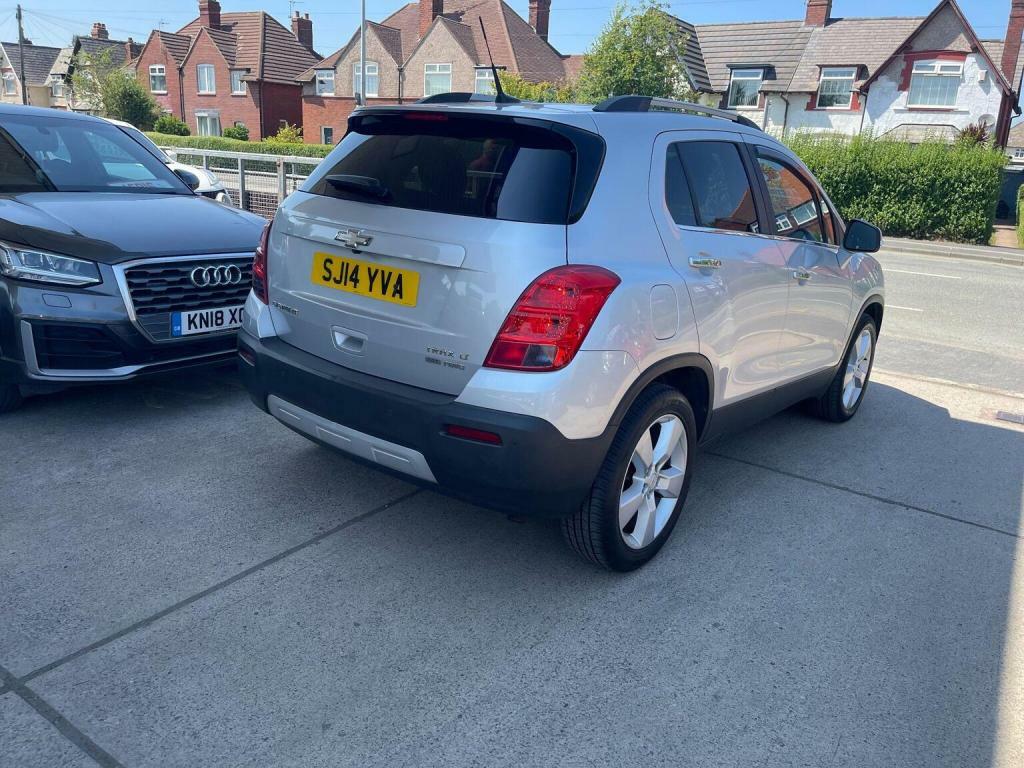Chevrolet Trax Ls Blue #23