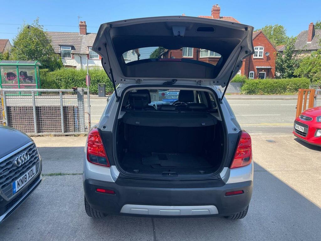 Chevrolet Trax Ls Blue #16