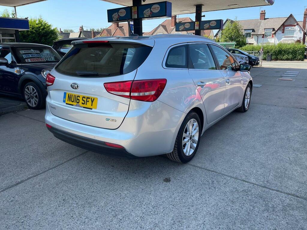 Kia Ceed 1.6 Crdi 2 Sportswagon Dct Euro 6 Ss Silver #2