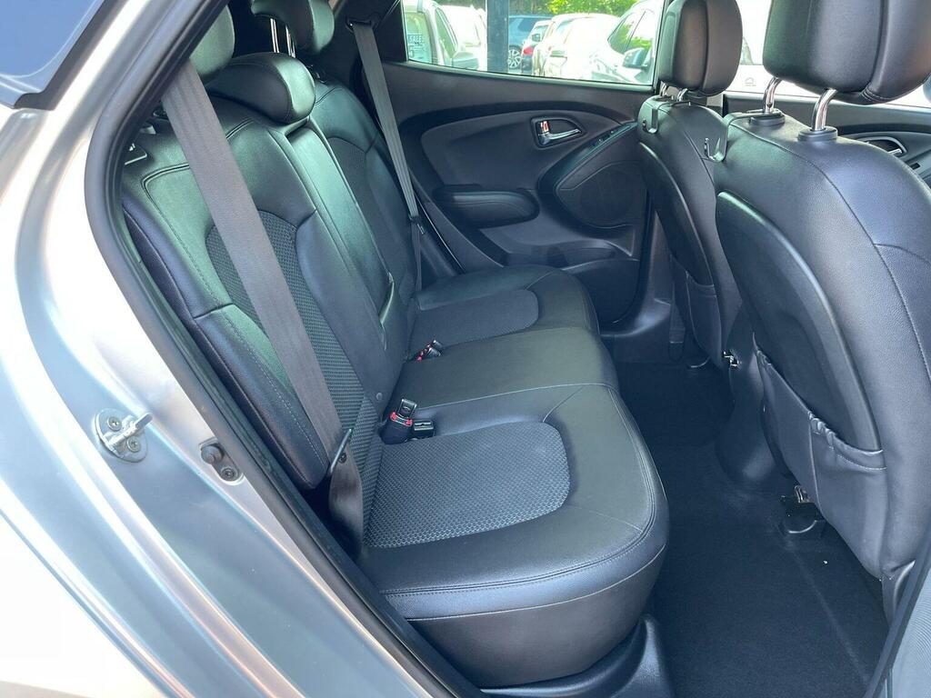 Hyundai Ix35 2L Premium White #13