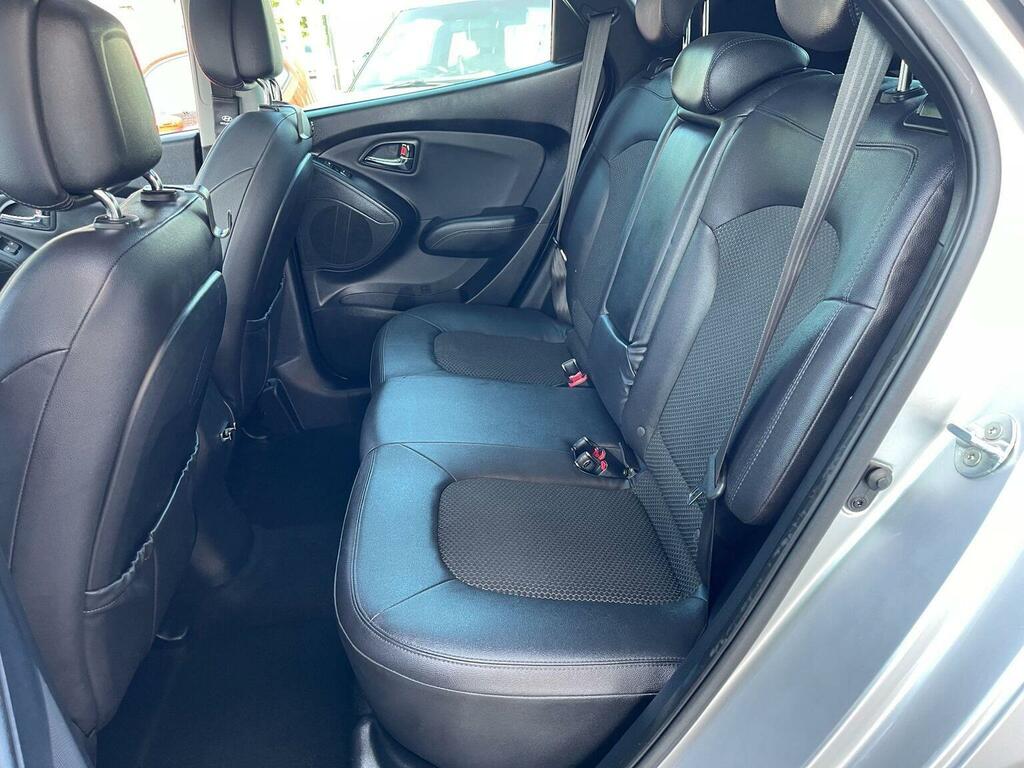 Hyundai Ix35 2L Premium White #21