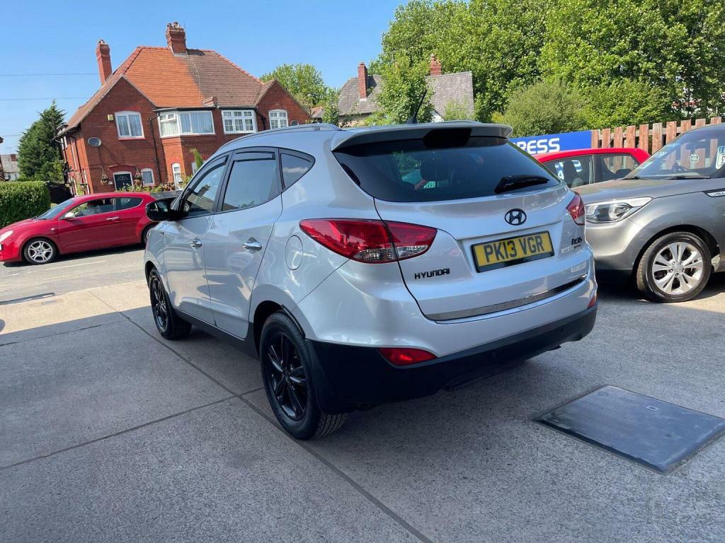 Hyundai Ix35 2L Premium White #23