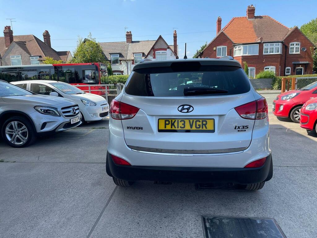 Hyundai Ix35 2L Premium White #11