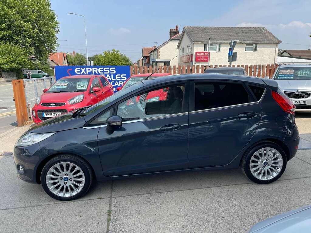 Ford Fiesta Hatchback 1.4 Titanium 201212 Grey #6