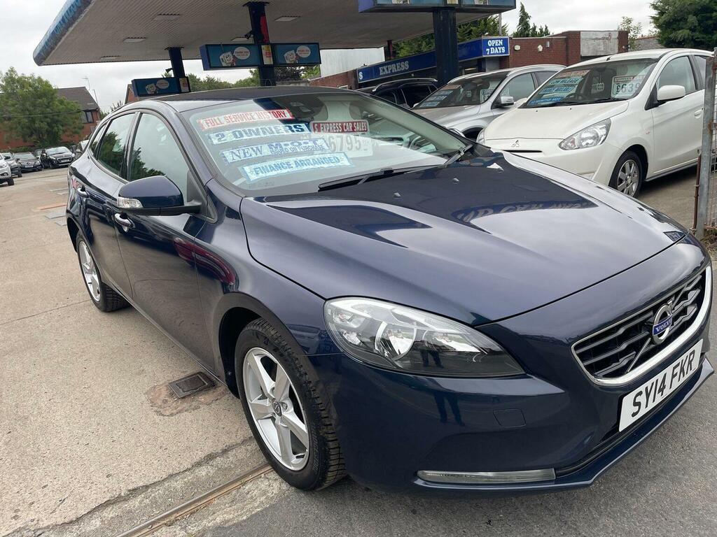 Volvo V40 1.6L Es Nav Red #15