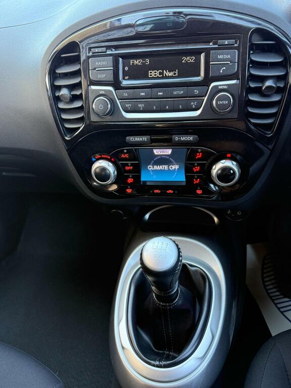 Nissan Juke 1.2 Dig-t Acenta Premium With Sat Nav And Servi Black #17