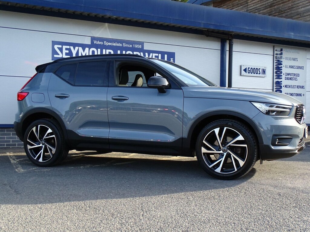Volvo XC40 2.0 D4 R-design Pro Awd Euro 6 Ss SW19SWX Grey #3