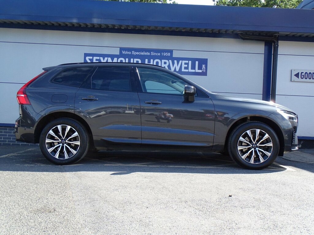 Volvo XC60 2.0 B5 Mhev Plus Awd Euro 6 Ss KR23ZNA #6