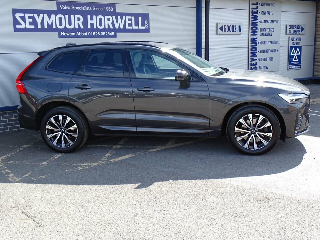 Volvo XC60 2.0 B5 Mhev Plus Awd Euro 6 Ss KR23ZNA #4