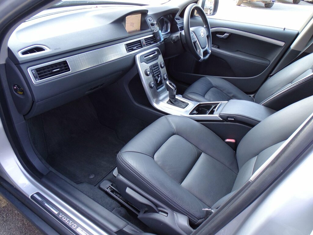 Volvo XC70 2.4 D5 Se Lux Estate Geartronic Awd Eur Black #30