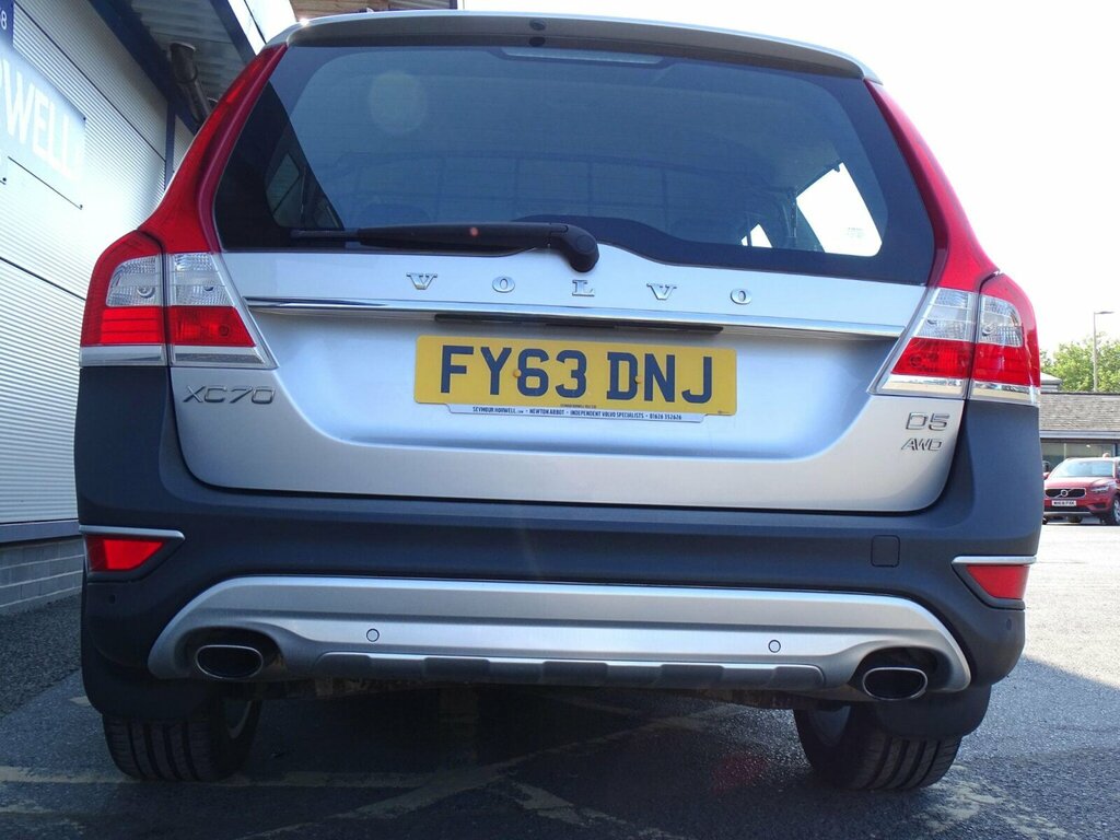Volvo XC70 2.4 D5 Se Lux Estate Geartronic Awd Eur Black #14