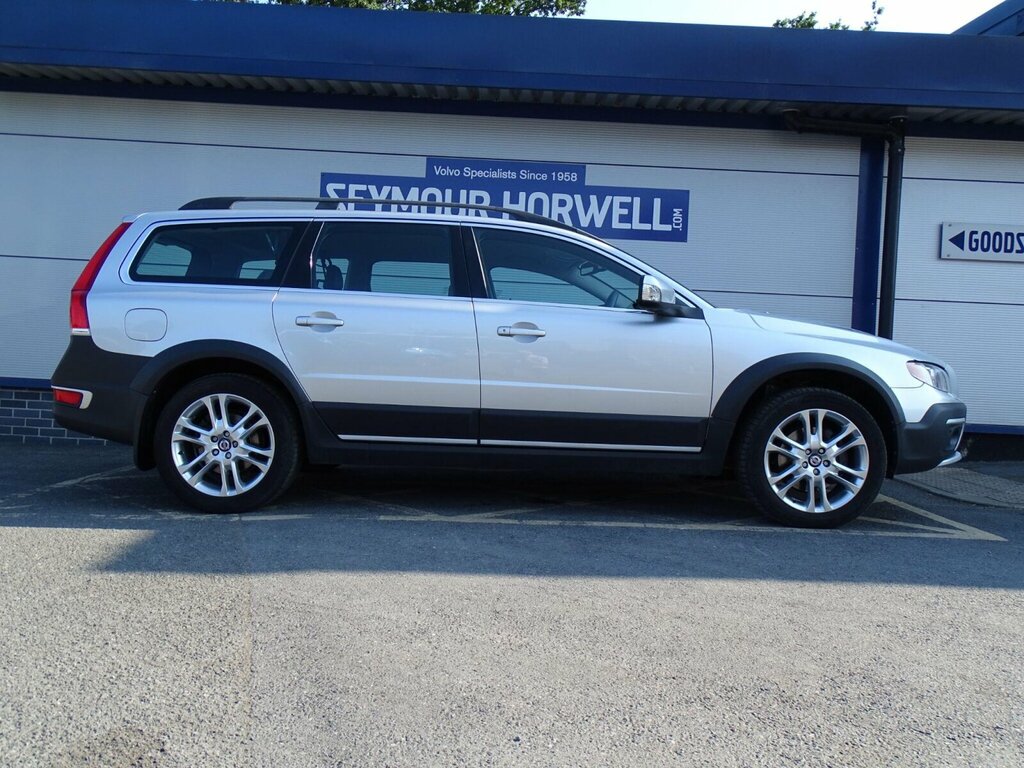 Volvo XC70 2.4 D5 Se Lux Geartronic Awd Euro 5 Silver #6
