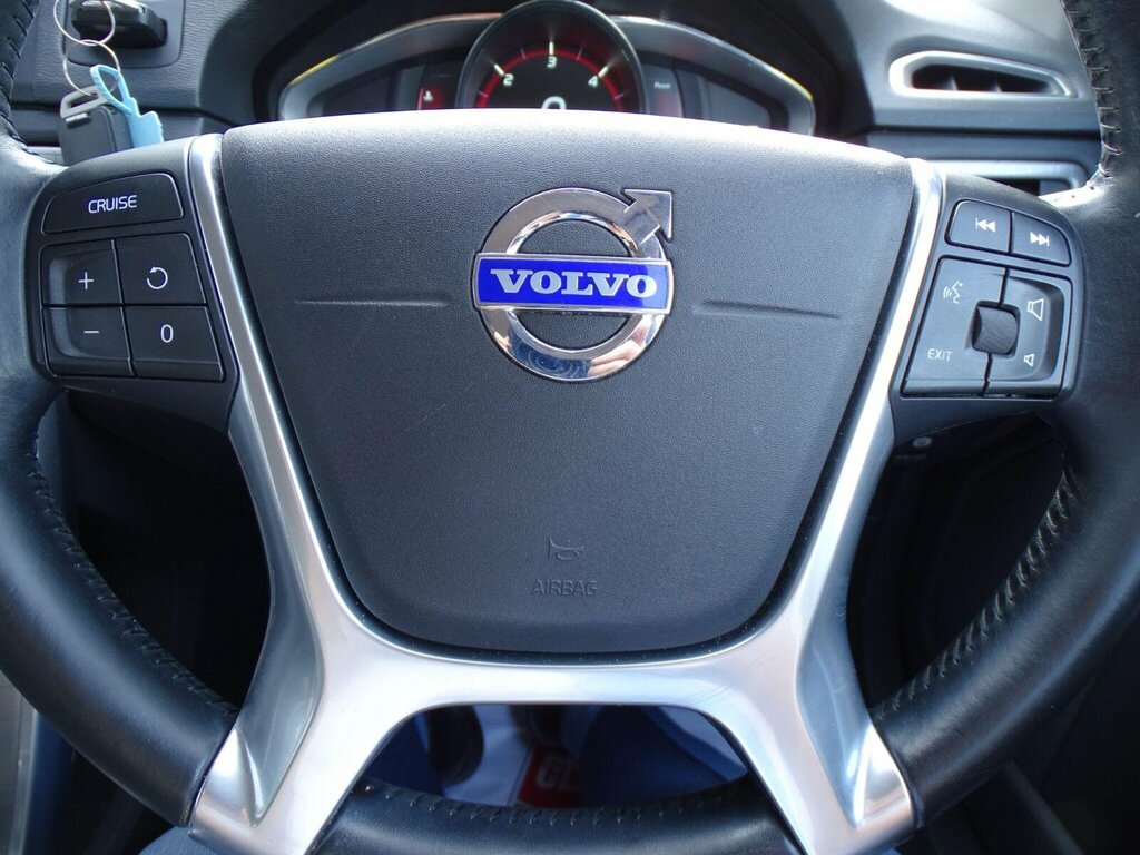 Volvo XC70 2.4 D5 Se Lux Estate Geartronic Awd Eur Black #32