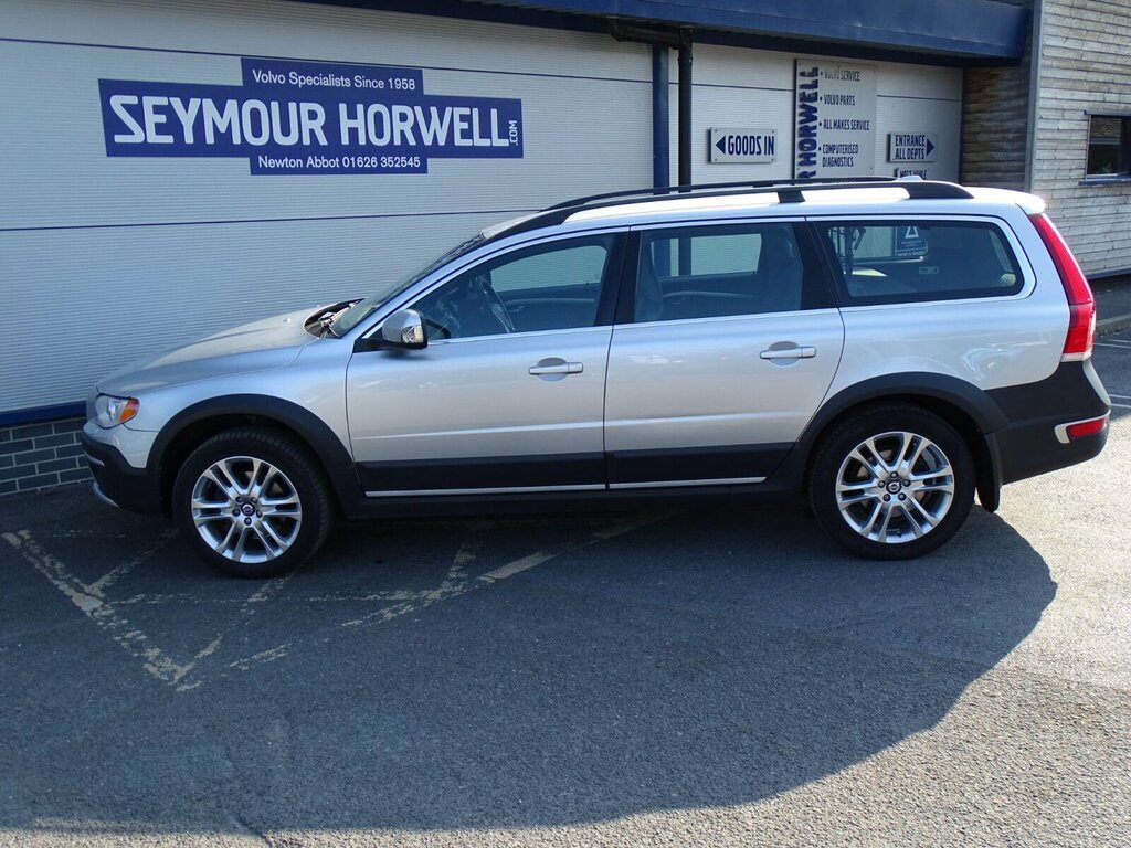 Volvo XC70 2.4 D5 Se Lux Estate Geartronic Awd Eur Black #11