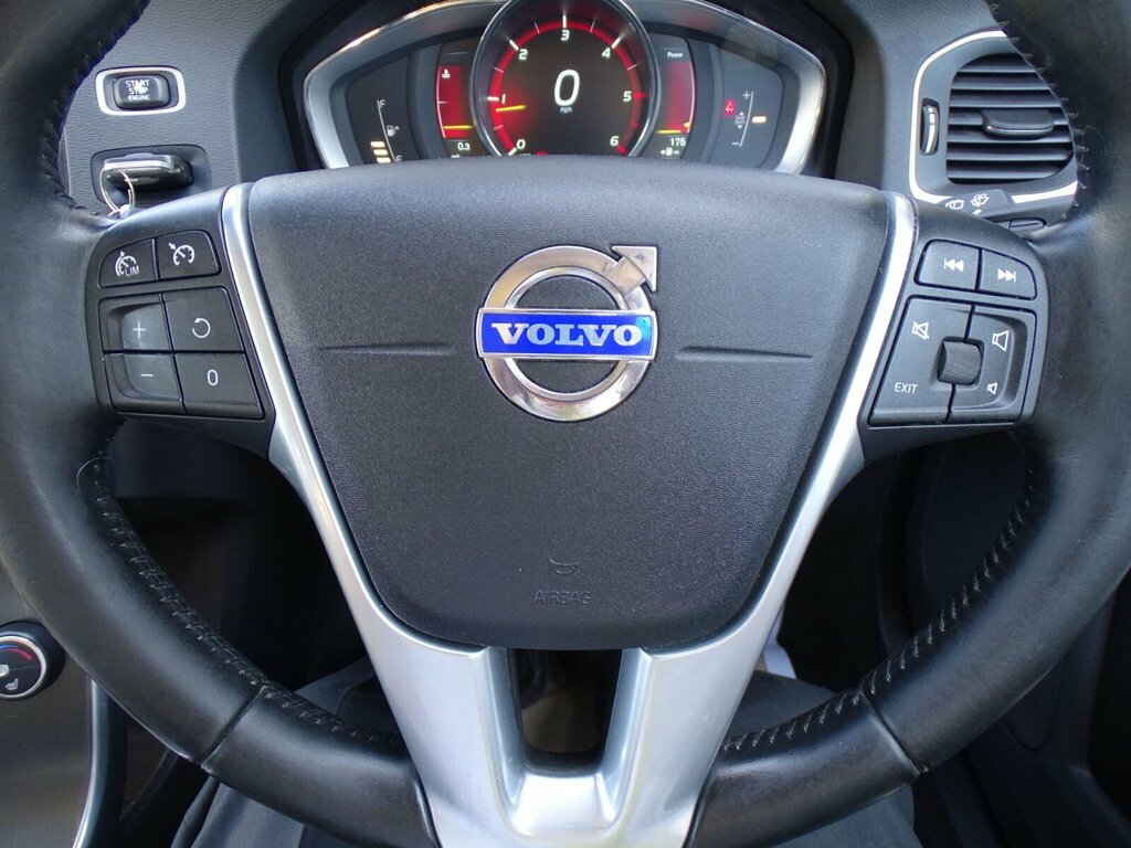 Volvo V60 2.4 D5 Se Blue #28