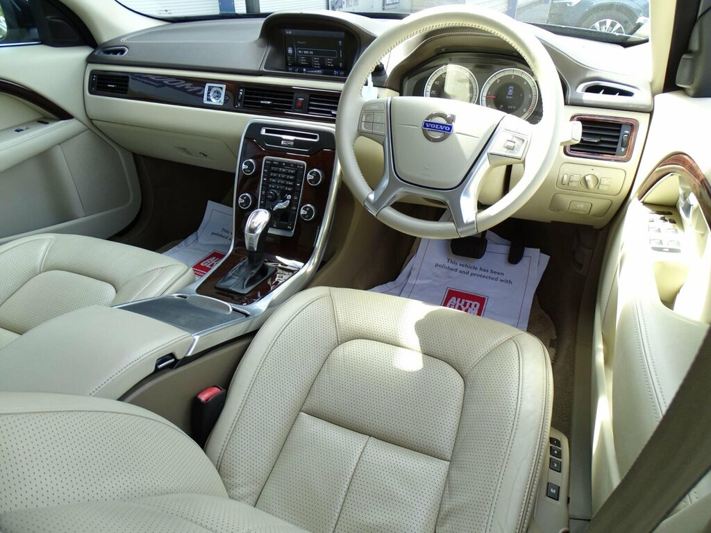 Volvo S80 2.4 D5 Executive 4-Door Saloon Blue #20