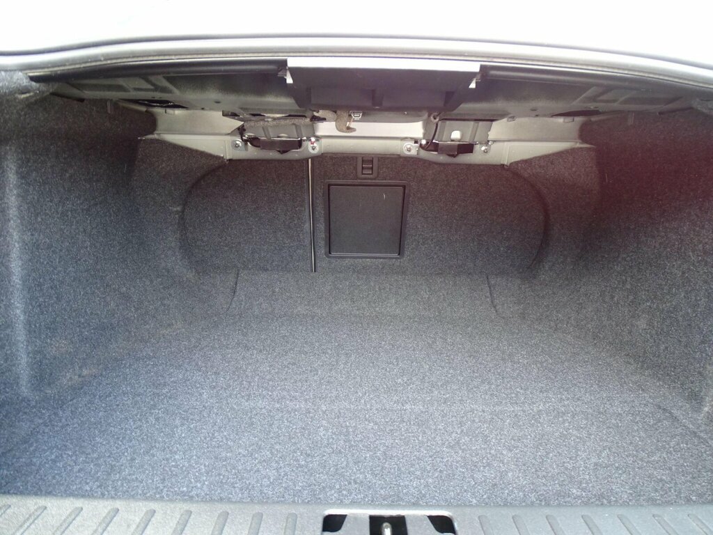 Volvo S80 2.4 D5 Executive 4-Door Saloon Blue #15
