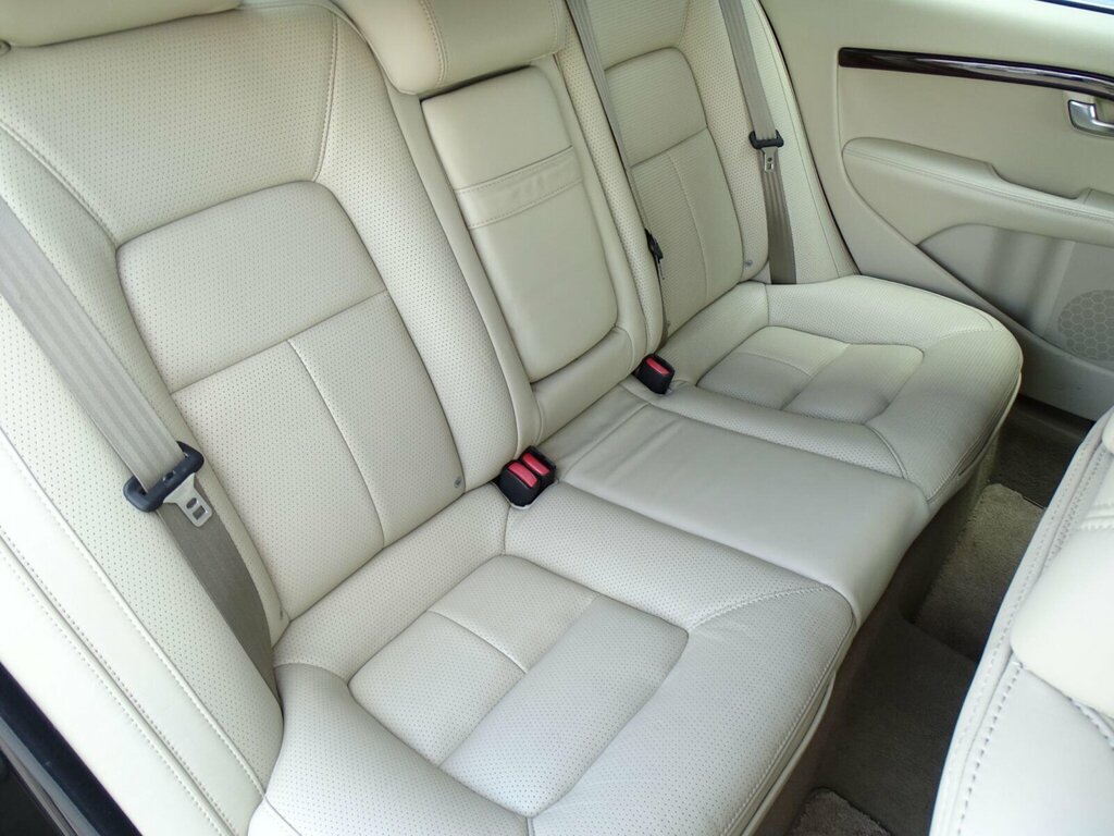 Volvo S80 2.4 D5 Executive 4-Door Saloon Blue #22
