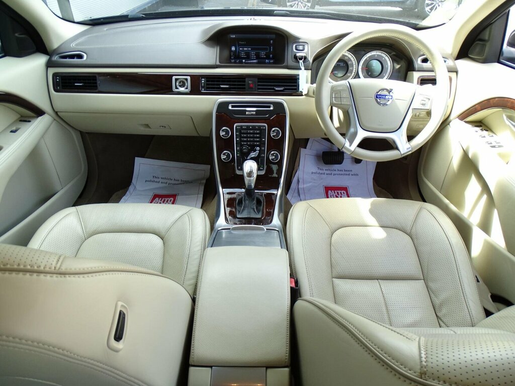 Volvo S80 2.4 D5 Executive 4-Door Saloon Blue #24