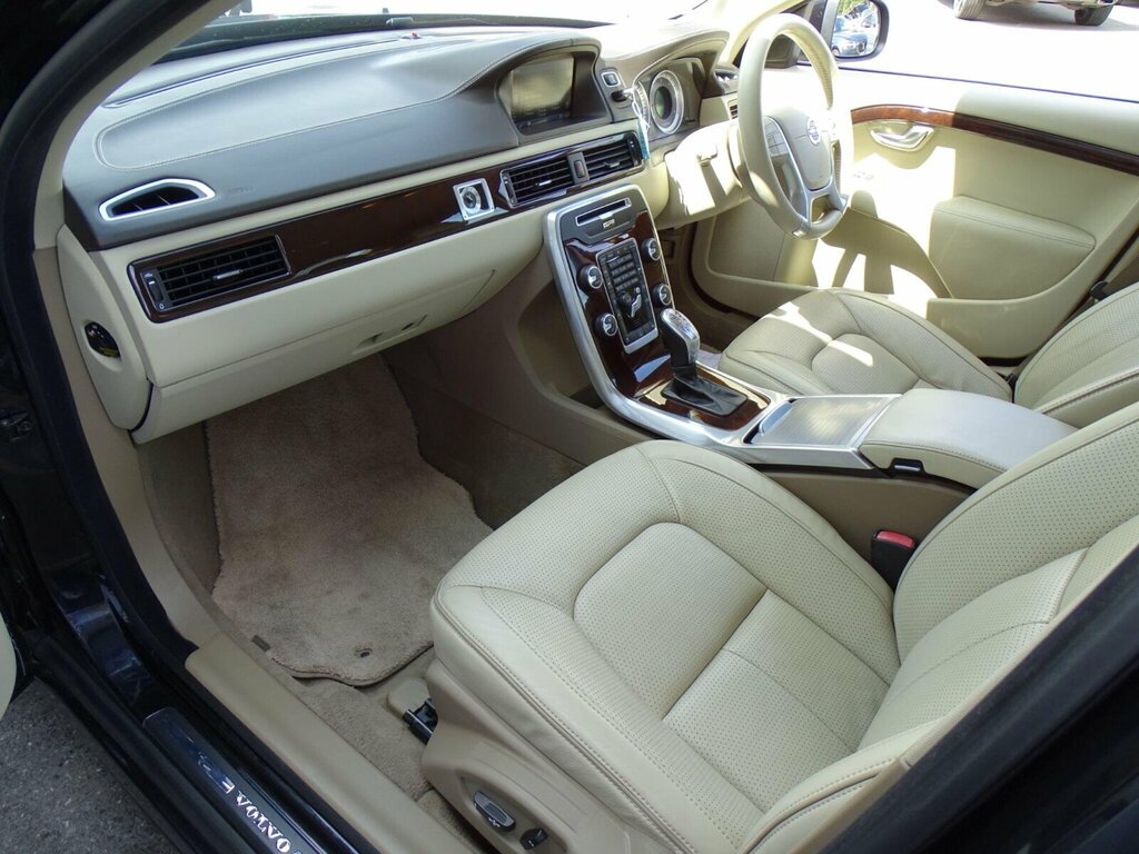 Volvo S80 2.4 D5 Executive 4-Door Saloon Blue #26