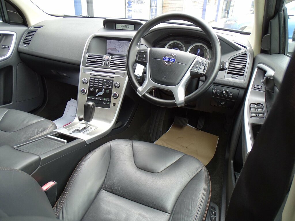 Volvo XC60 Xc60 Se Lux Awd D5 Brown #24