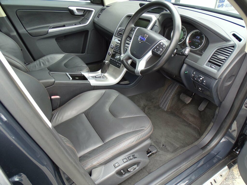 Volvo XC60 Xc60 Se Lux Awd D5 Brown #22