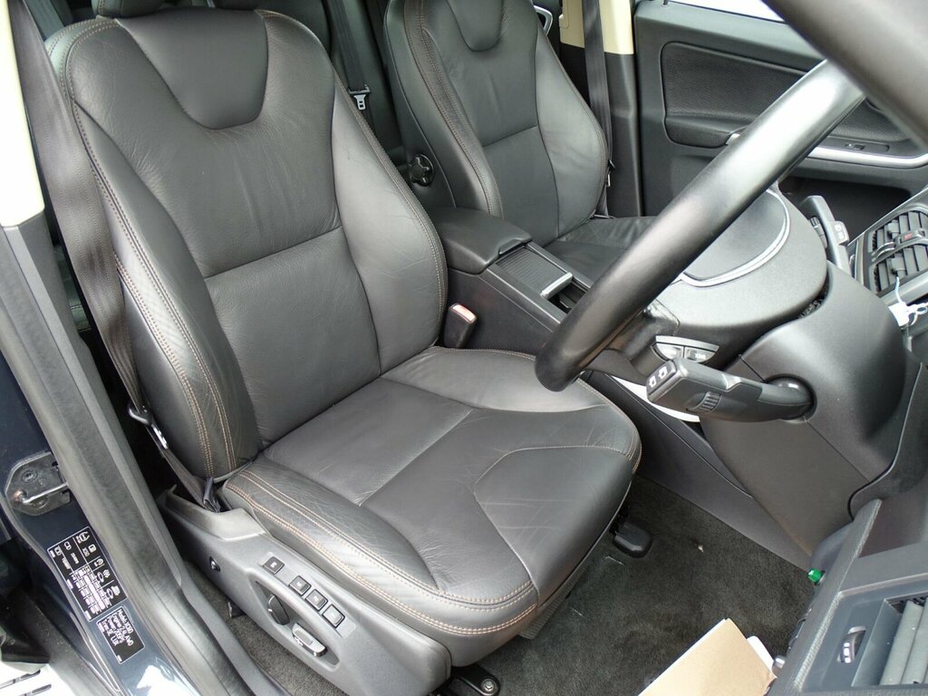 Volvo XC60 Xc60 Se Lux Awd D5 Brown #21