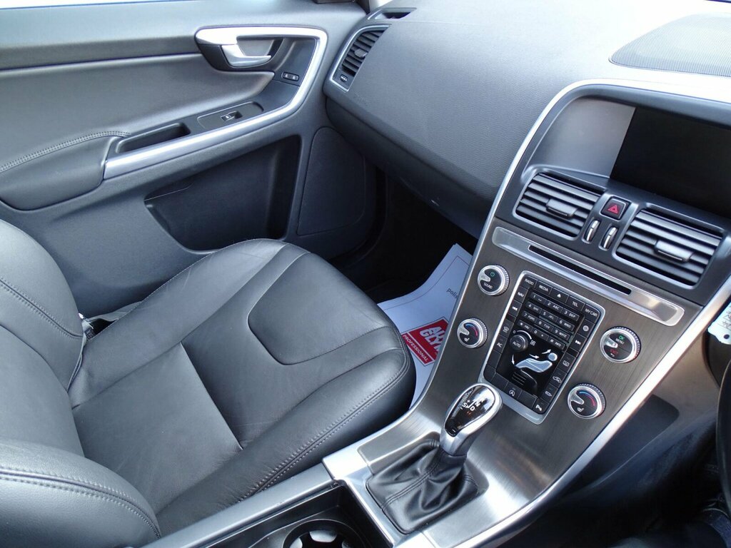 Volvo XC60 Xc60 Se Luxury Nav D4 Silver #25