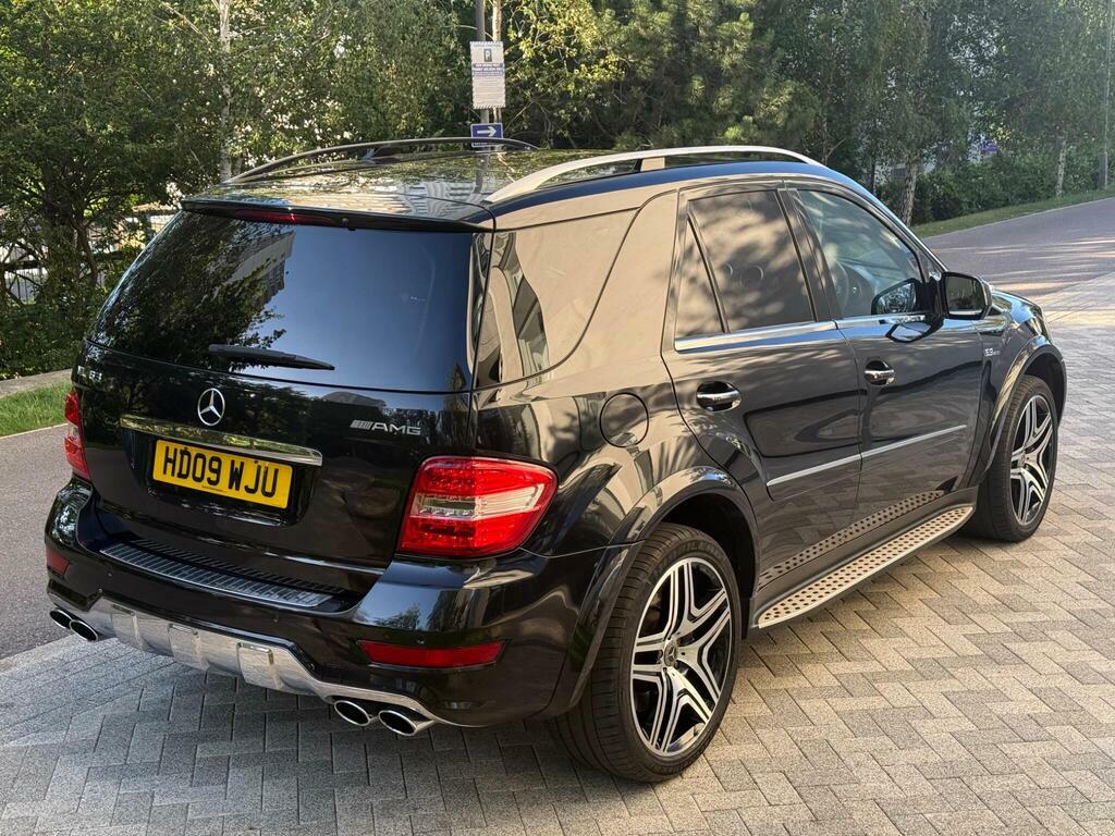 Mercedes-Benz M Class 6.3 Ml63 Amg Suv Black #3