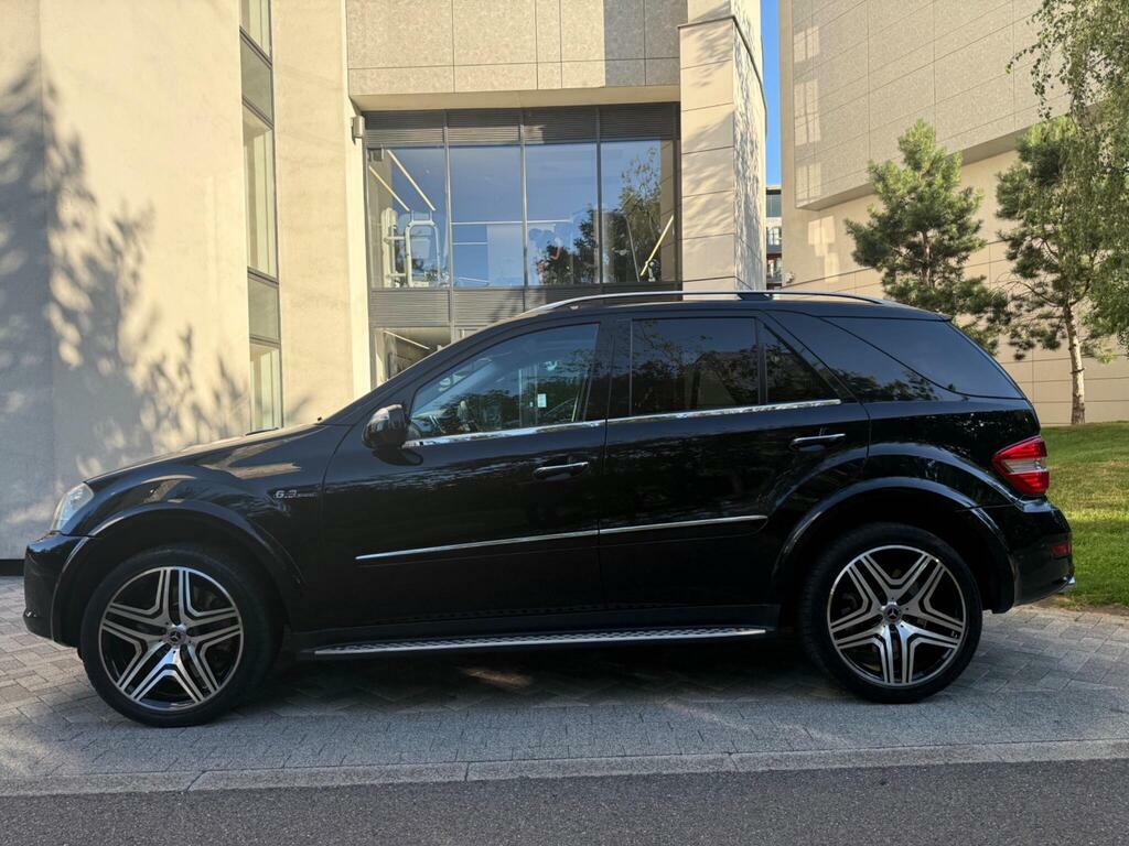 Mercedes-Benz M Class 6.3 Ml63 Amg Suv Black #5