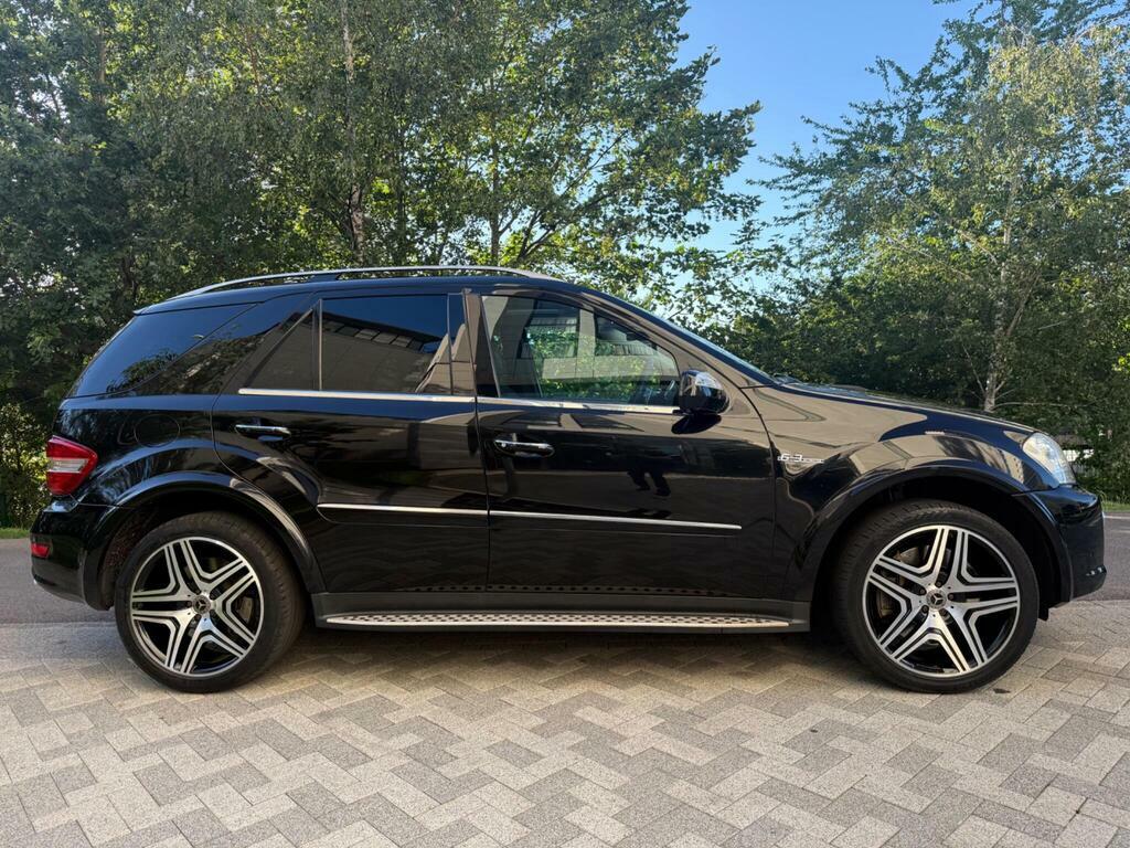 Mercedes-Benz M Class Ml 250 Bluetec 4Matic Off-road Vehicle Silver #19