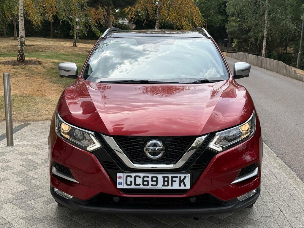 Nissan Qashqai 1.3 Dig-t N-connecta Dct Euro 6 S S GC69BFK Red #3