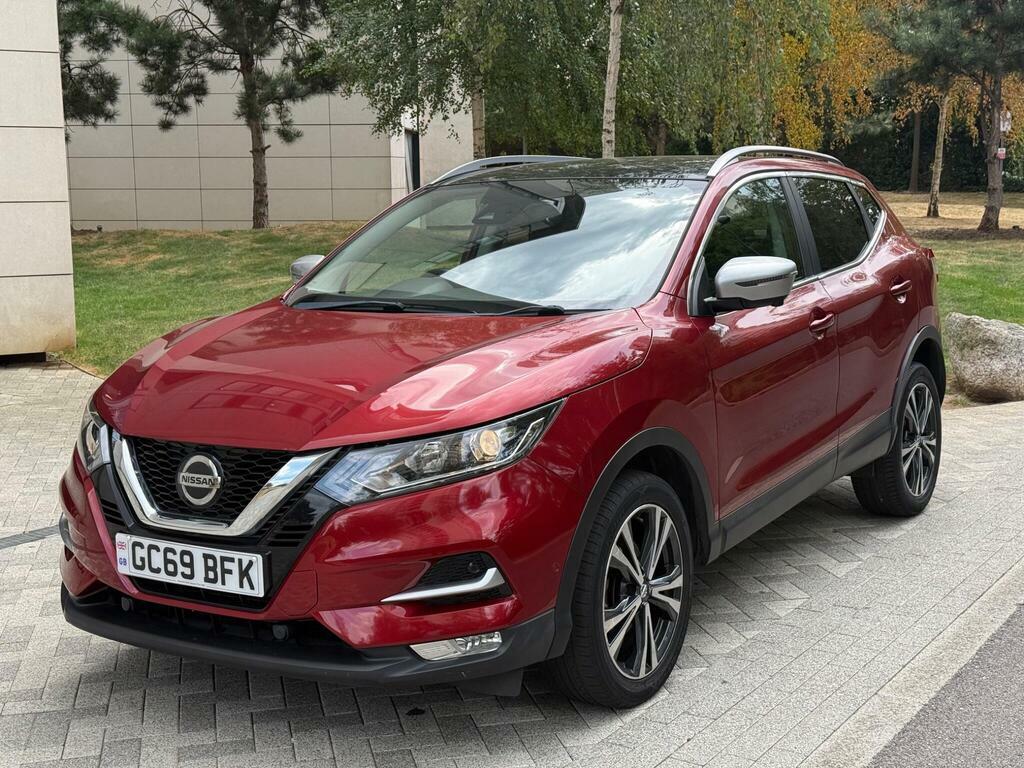 Nissan Qashqai 1.3 Dig-t N-connecta Dct Euro 6 S S Red