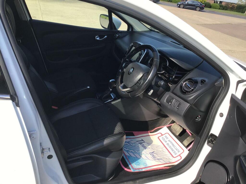 Renault Clio 1.2 16V Dynamique Nav Hatchback White #34