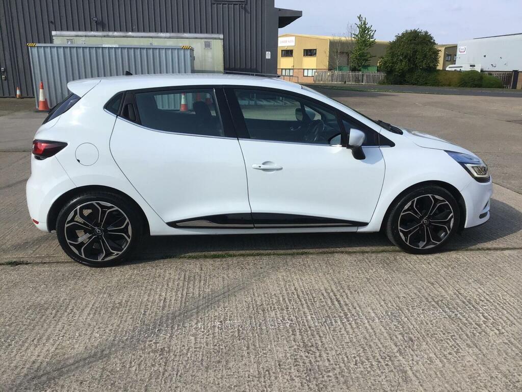 Renault Clio 1.2 16V Dynamique Nav Hatchback White #20