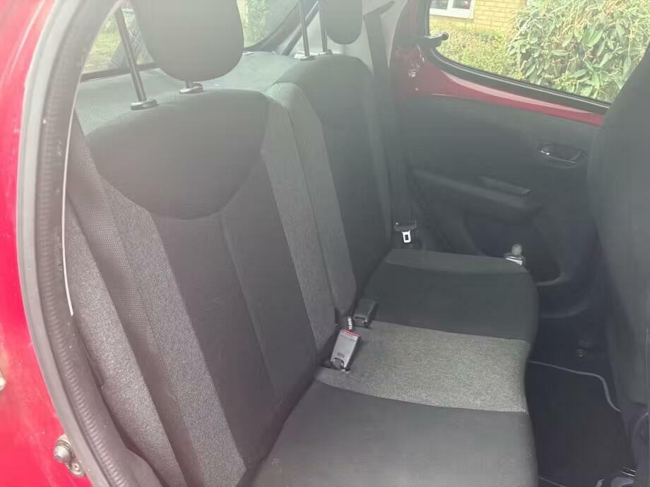 Citroen C1 1.2 Puretech Flair Euro 6 Red #4