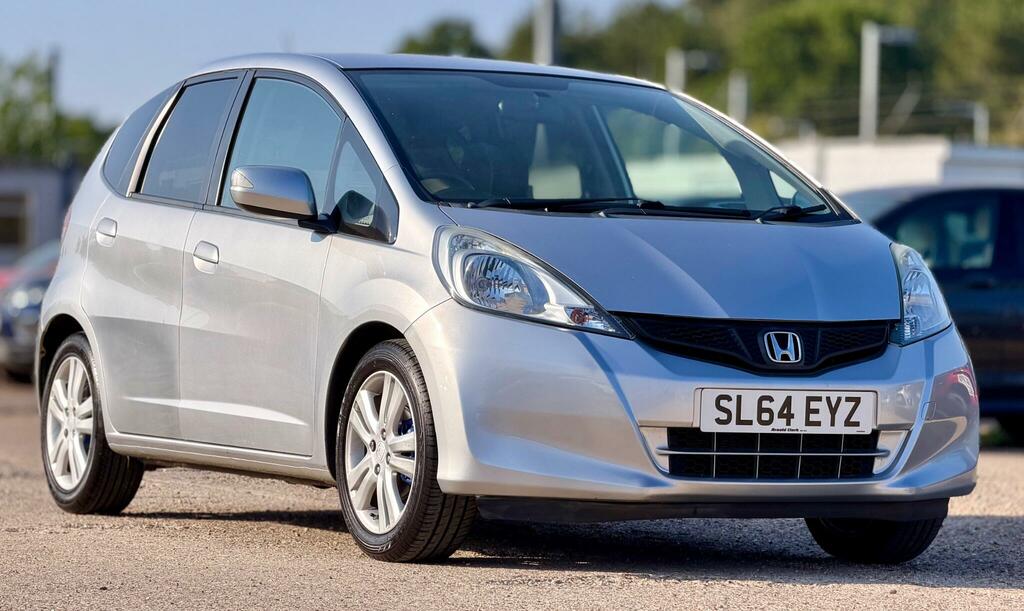 Honda Jazz Es Plus Silver #6