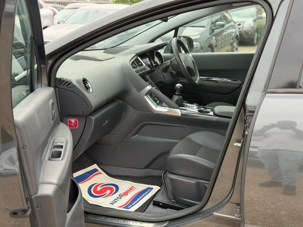 Peugeot 3008 Active Silver #46